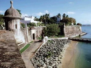 プエルトリコの植民地時代からの港、サンフアン