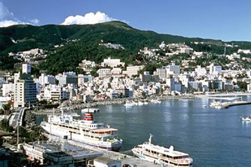 熱海の温泉街